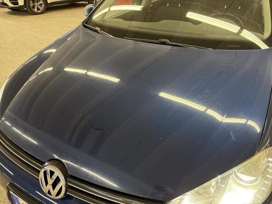 VOLKSWAGEN Golf 2012
