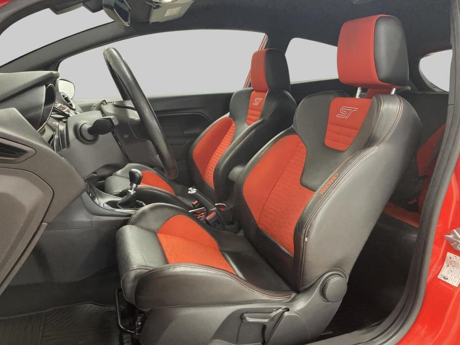 FORD Fiesta 2013