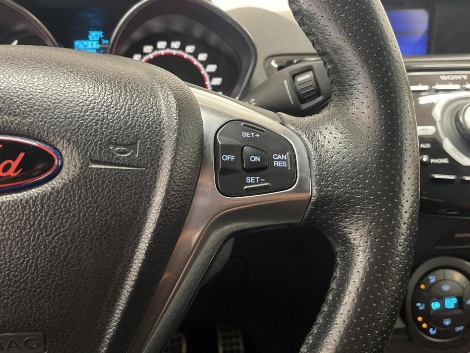 FORD Fiesta 2013