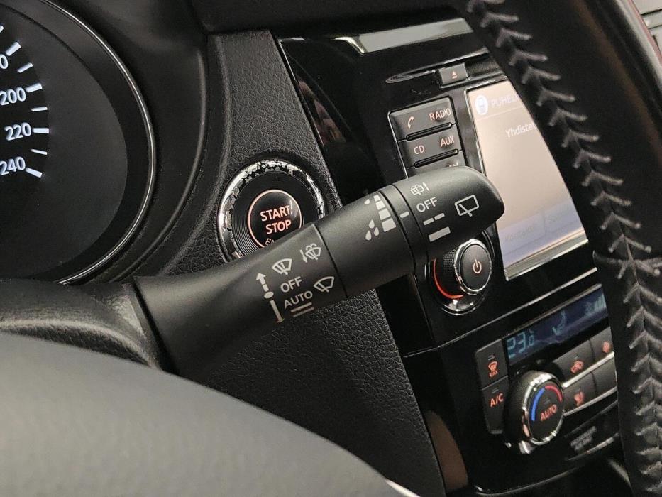 NISSAN Qashqai 2016