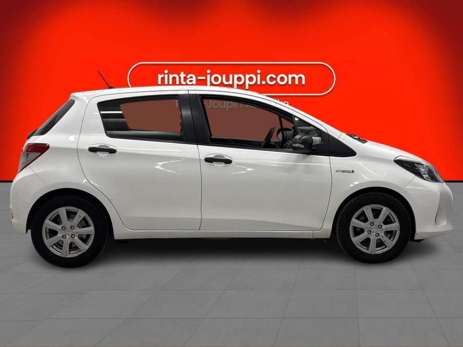 TOYOTA Yaris 2014