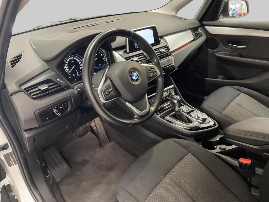 BMW 225 2019