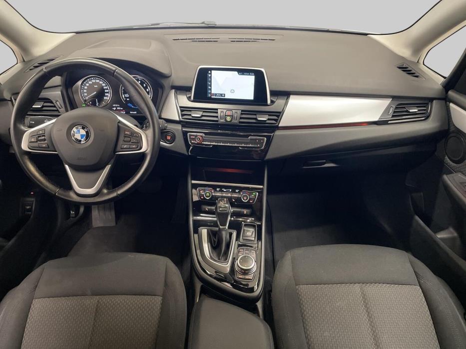 BMW 225 2019