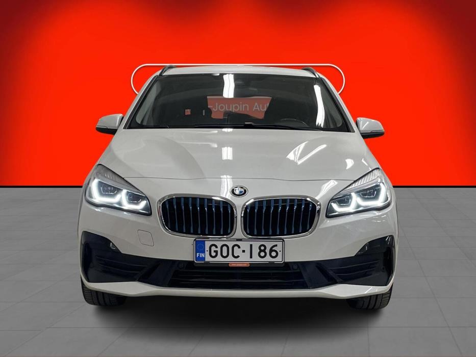 BMW 225 2019