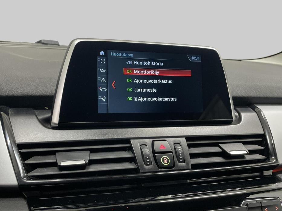 BMW 225 2019