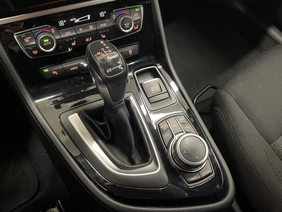 BMW 225 2019