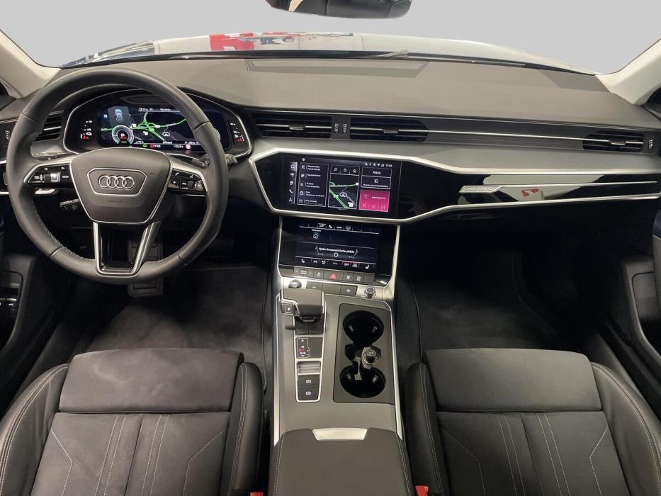 AUDI A6 2025