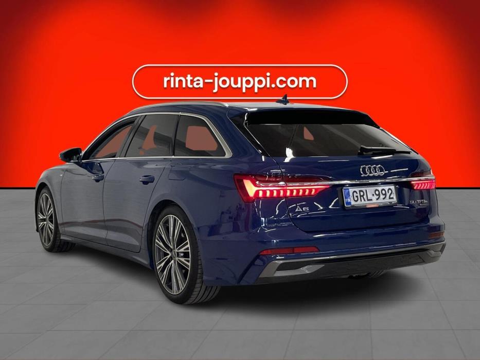 AUDI A6 2025
