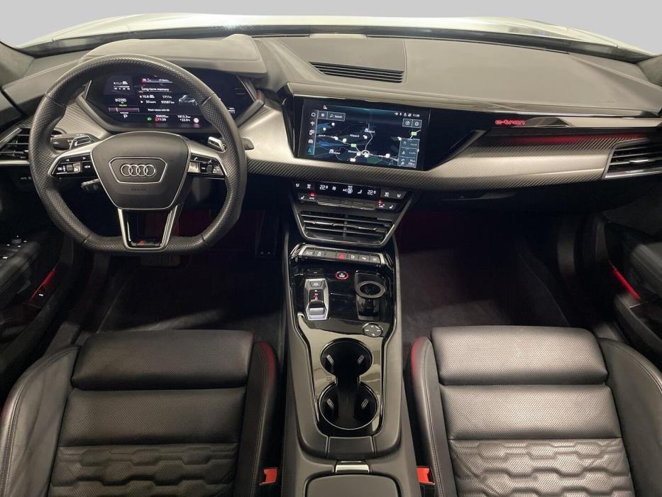 AUDI E-TRON GT RS 2022