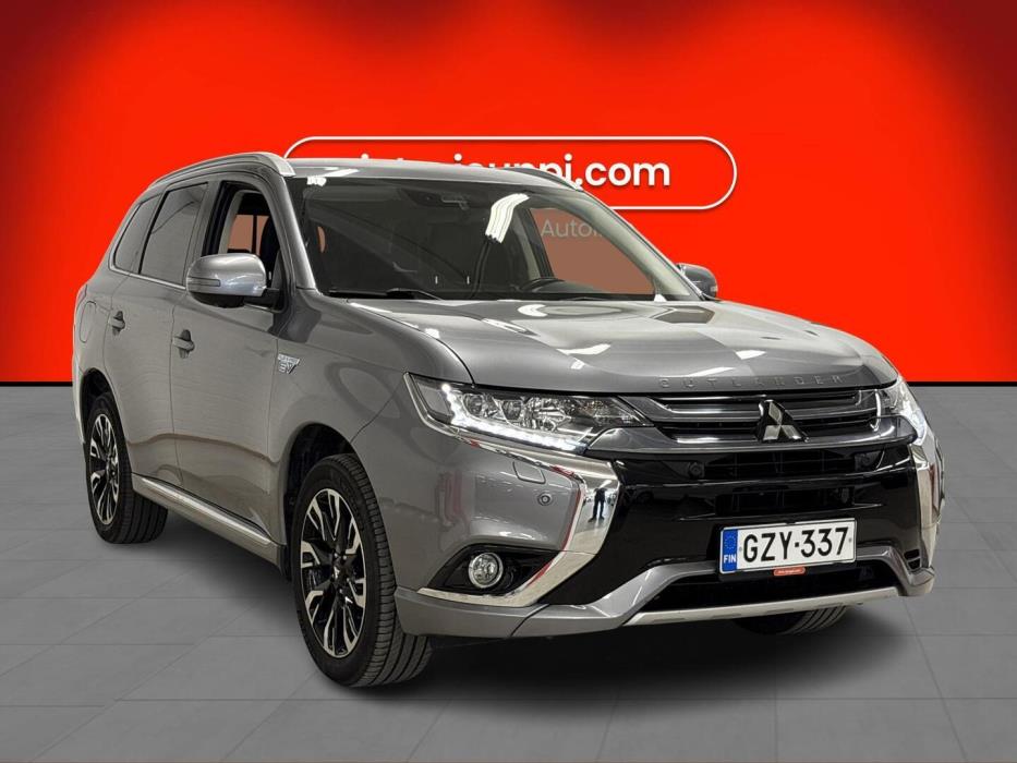 MITSUBISHI OUTLANDER 2018