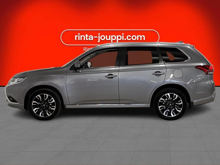 MITSUBISHI OUTLANDER 2018