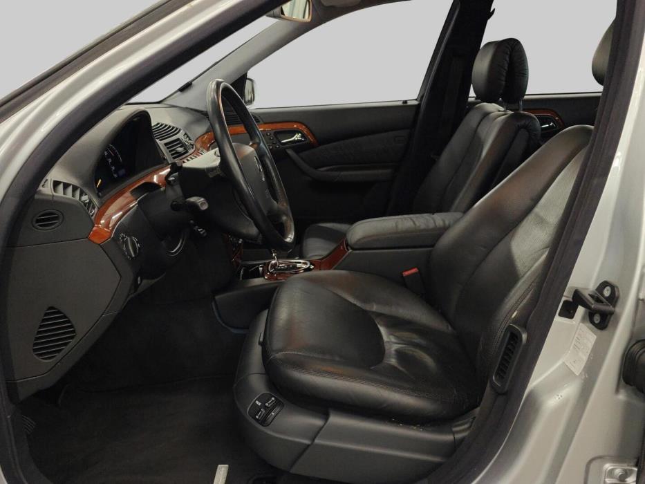 MERCEDES-BENZ S 2001