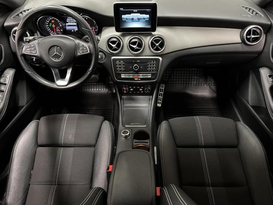 MERCEDES-BENZ CLA 2018