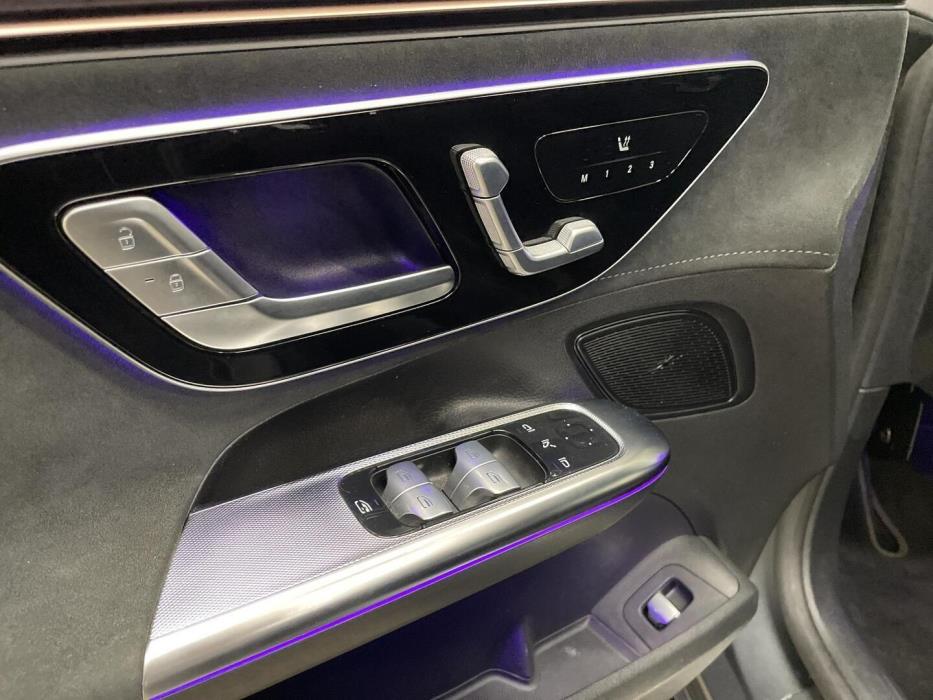 MERCEDES-BENZ EQE 2023