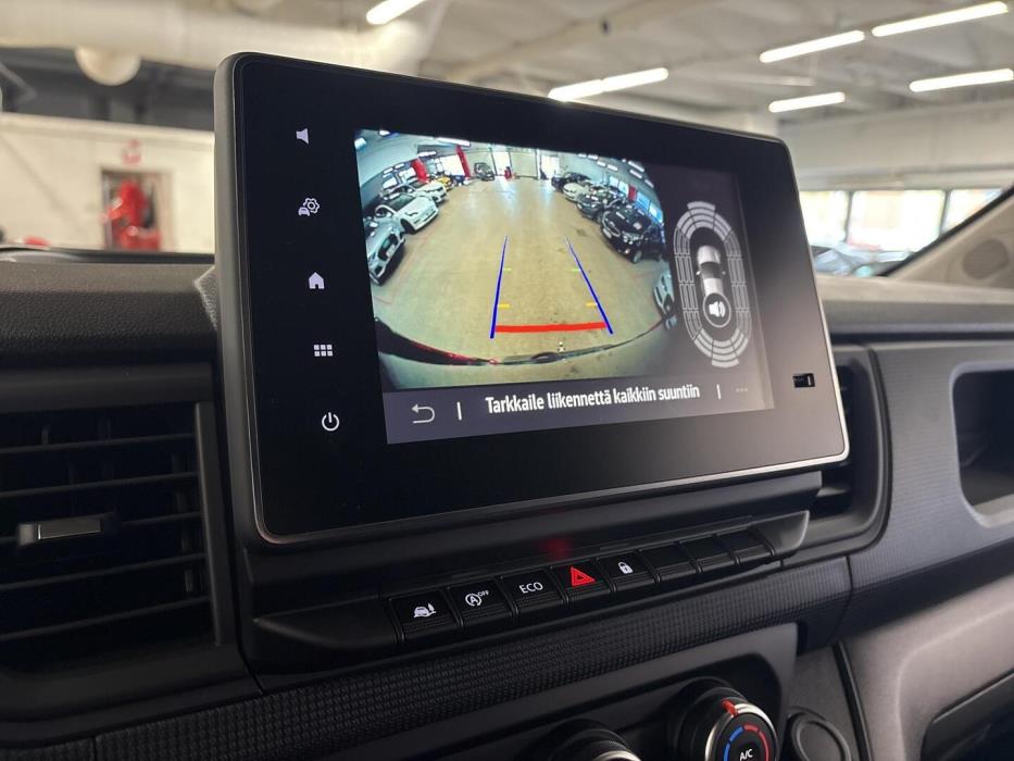 RENAULT Trafic 2026