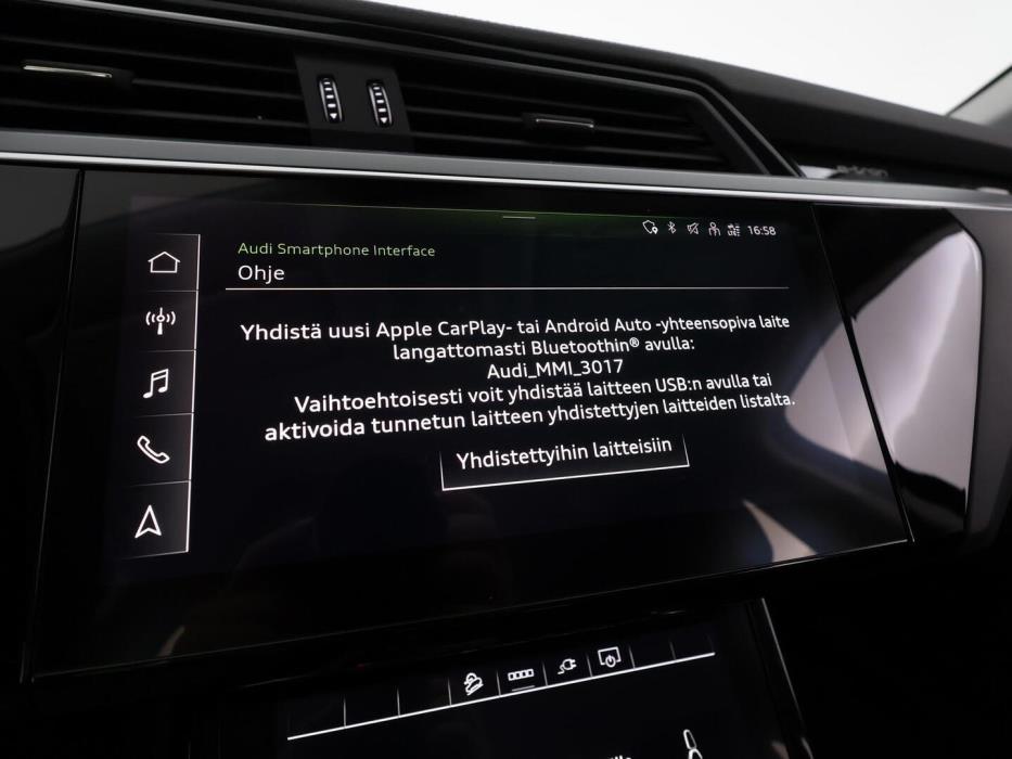 AUDI E-TRON 2022