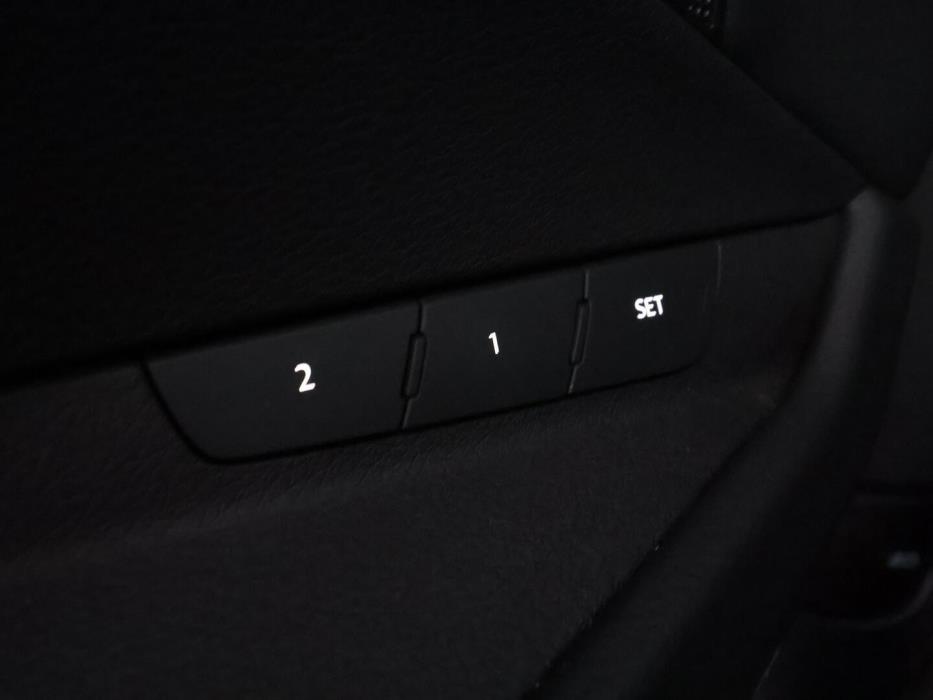 AUDI E-TRON 2022