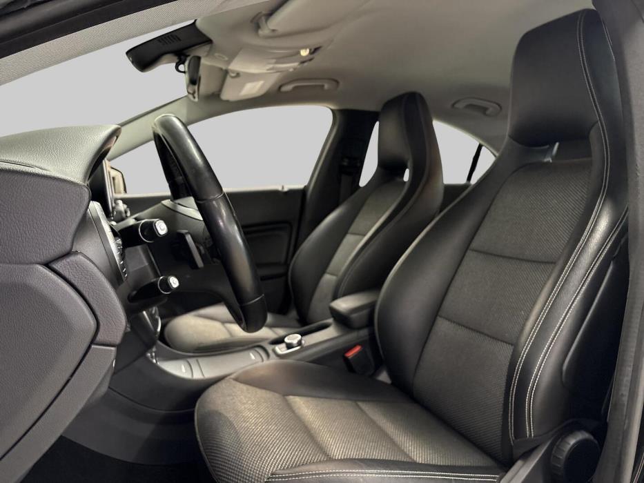 MERCEDES-BENZ CLA 2014