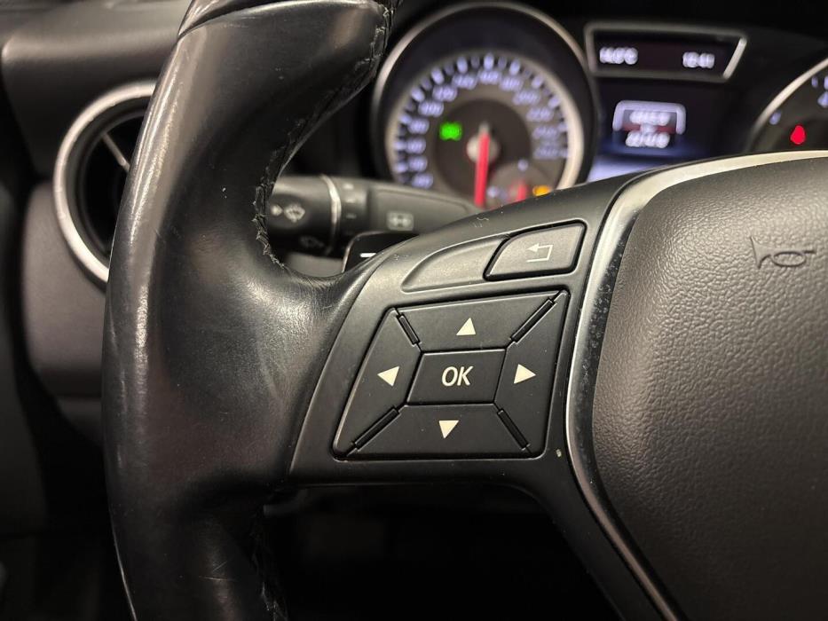 MERCEDES-BENZ CLA 2014