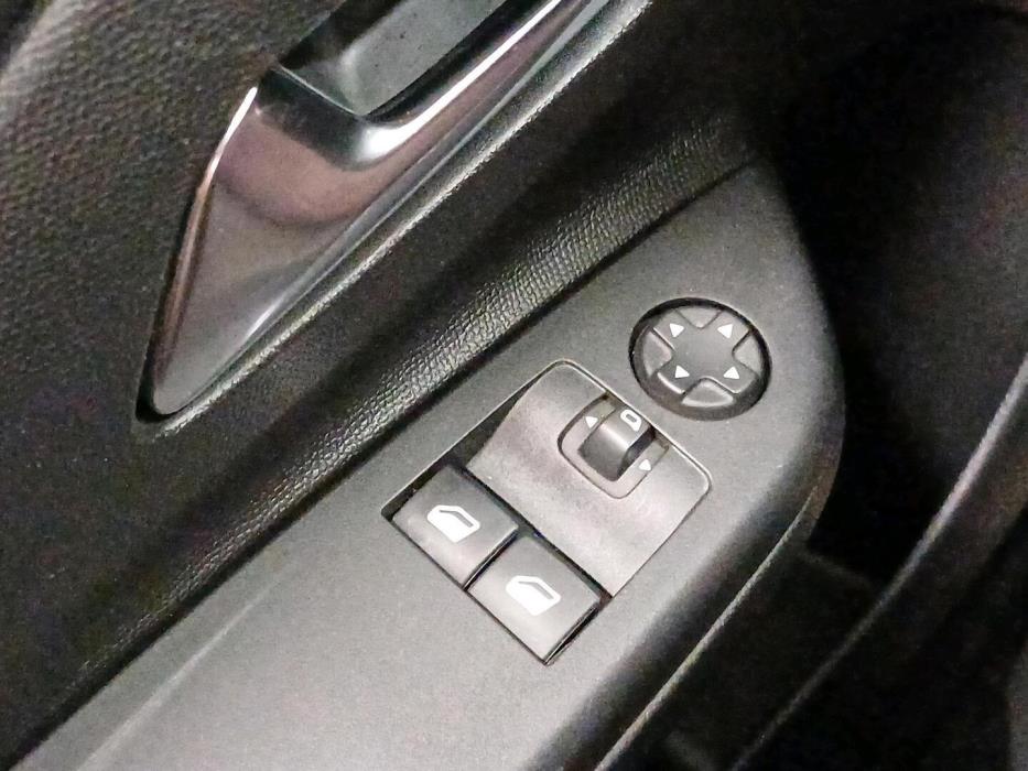 OPEL Corsa-e 2020