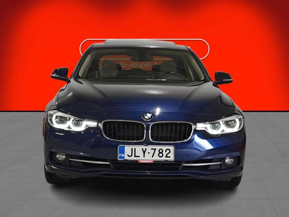 BMW 330 2016