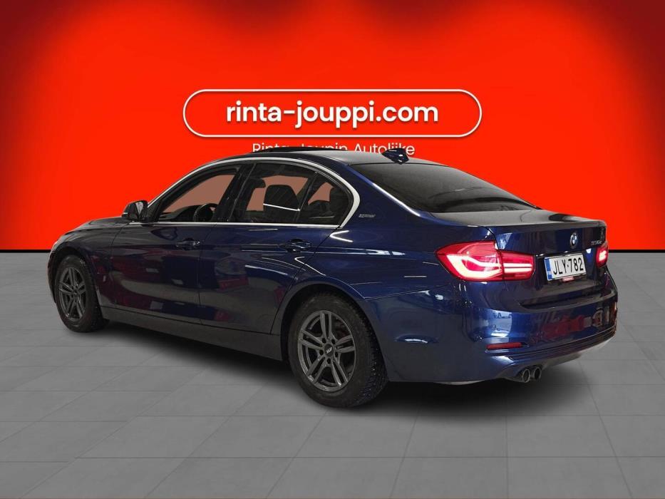 BMW 330 2016