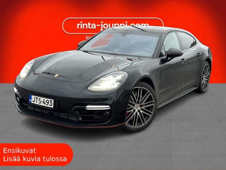 PORSCHE Panamera 2017