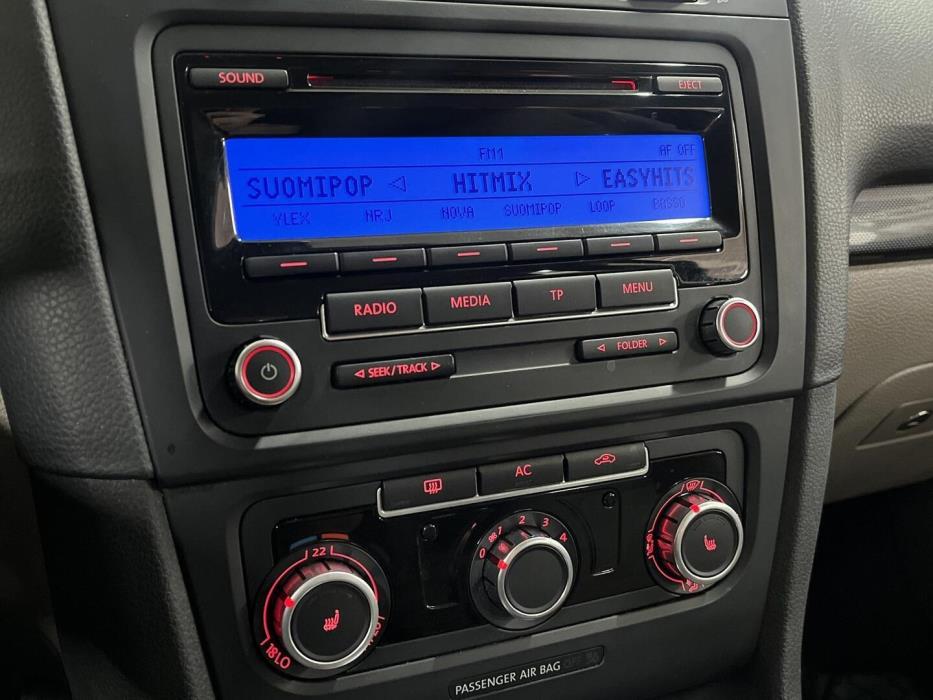 VOLKSWAGEN Golf 2010