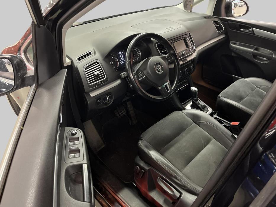 VOLKSWAGEN Sharan 2014
