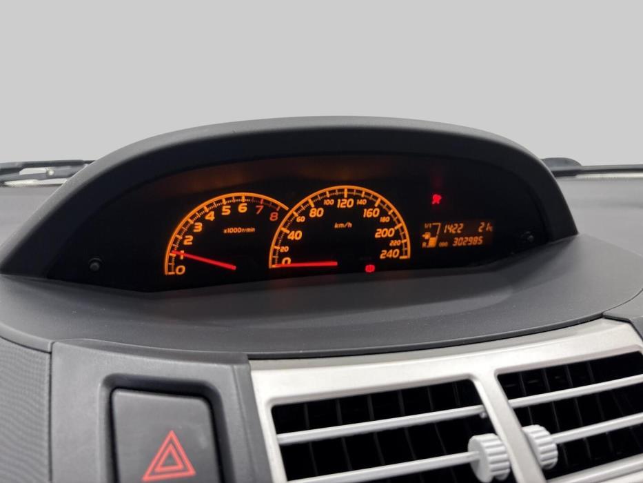 TOYOTA Yaris 2007