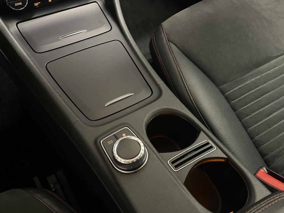 MERCEDES-BENZ CLA 2015