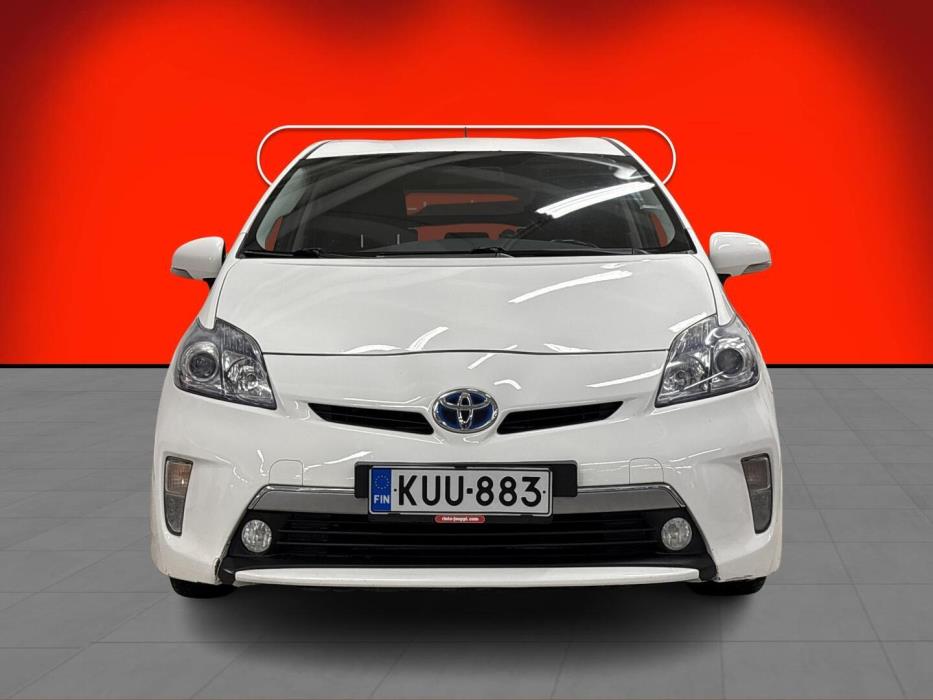 TOYOTA PRIUS PLUG-IN HYBRID 2012