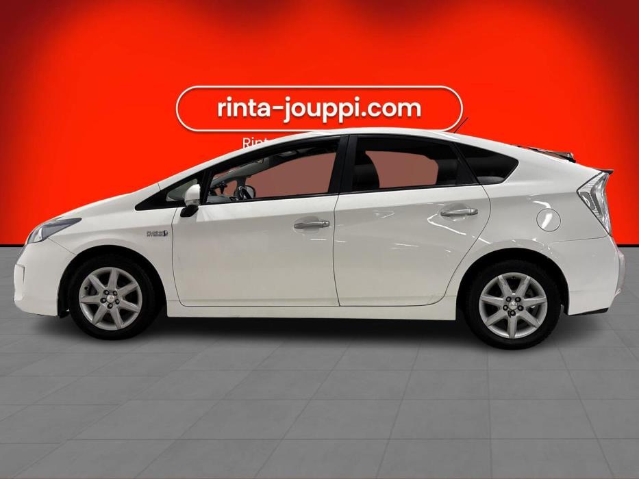 TOYOTA PRIUS PLUG-IN HYBRID 2012