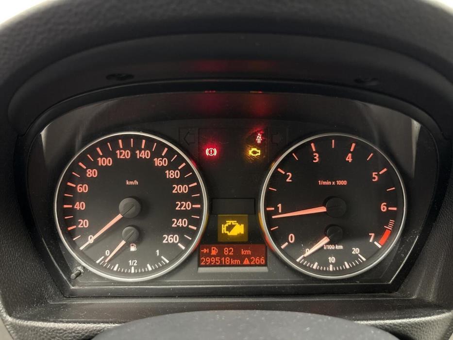 BMW 320 2006