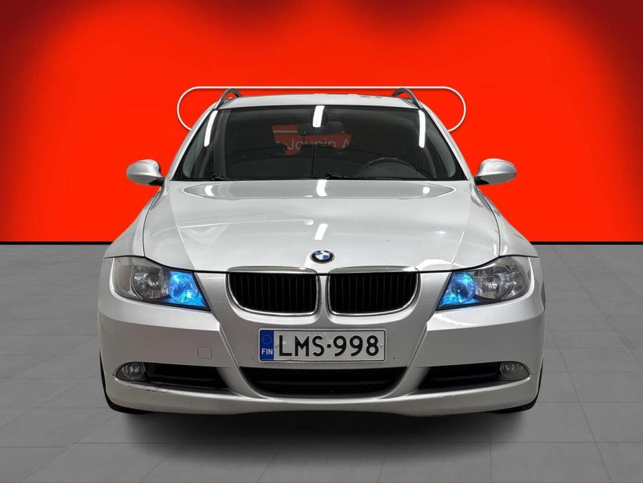 BMW 320 2006