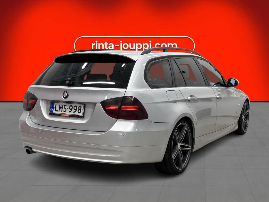 BMW 320 2006