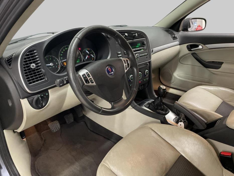 SAAB 9-3 2009