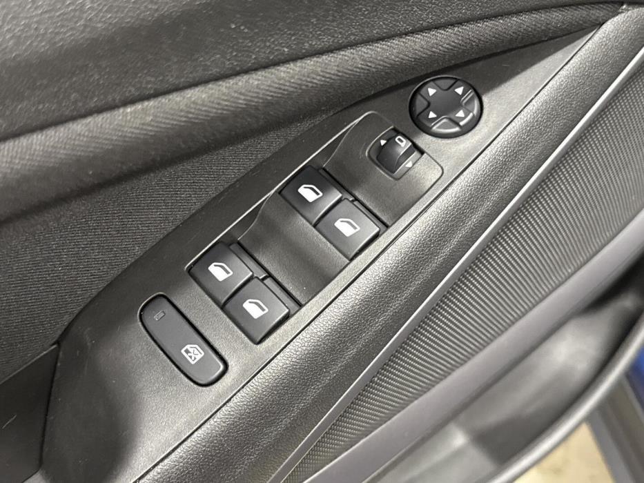 OPEL Crossland 2021