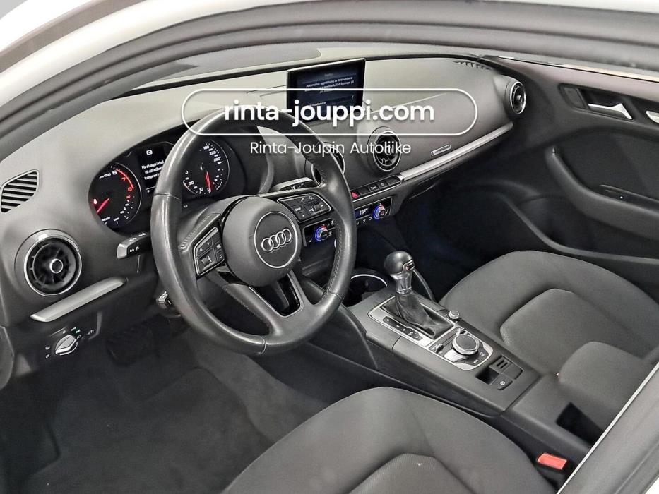 AUDI A3 2019