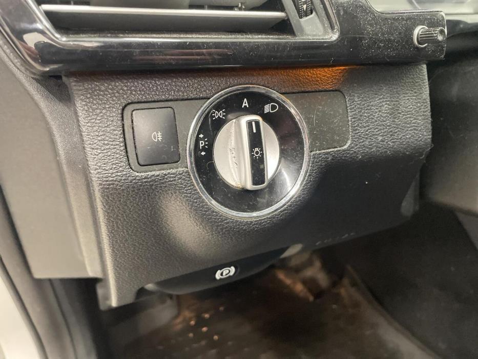 MERCEDES-BENZ E 2010