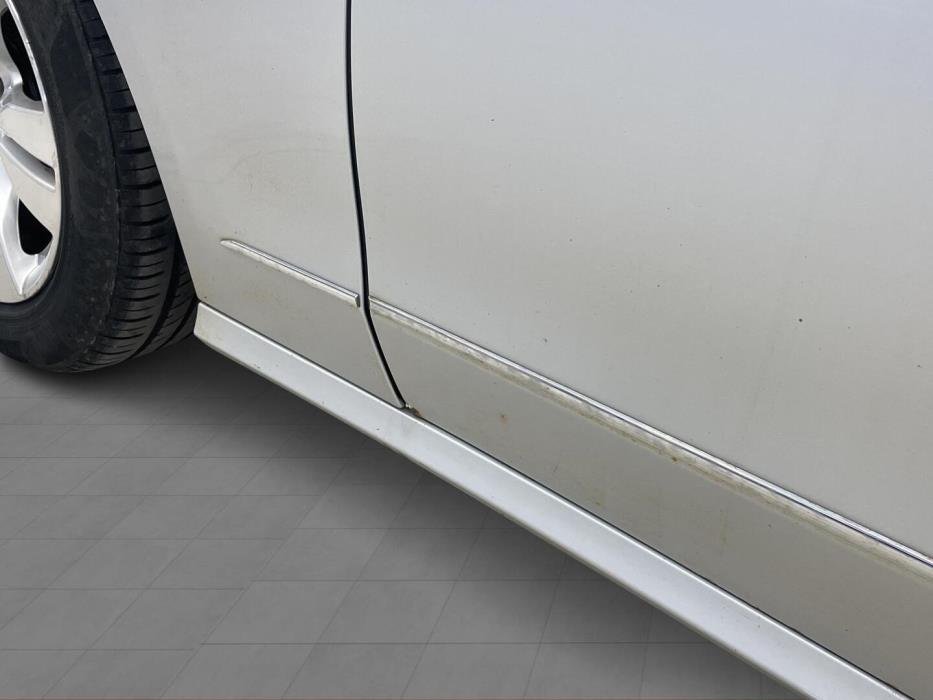 MERCEDES-BENZ E 2010