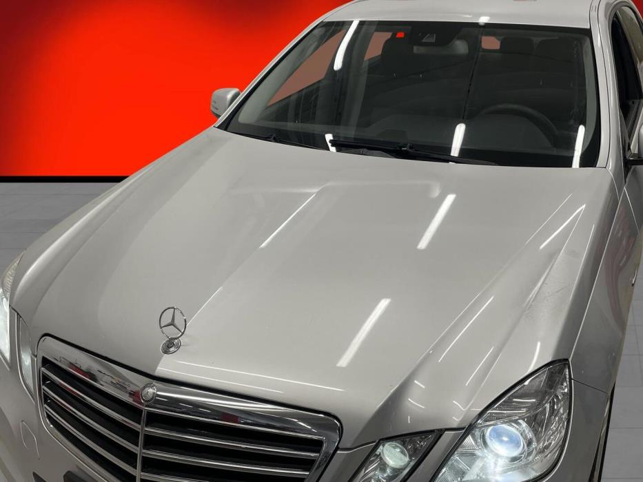 MERCEDES-BENZ E 2010