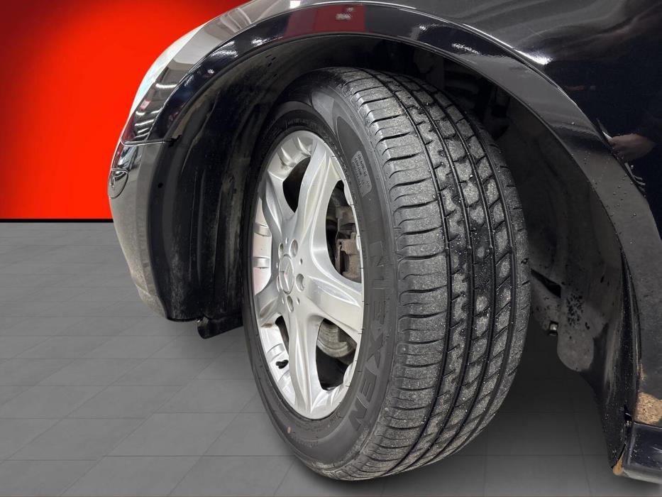 MERCEDES-BENZ R 2007