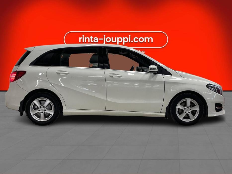 MERCEDES-BENZ B 2016