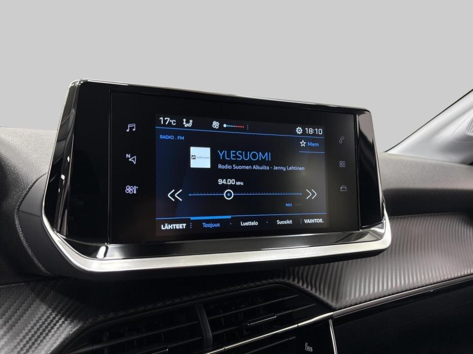 PEUGEOT 208 2020
