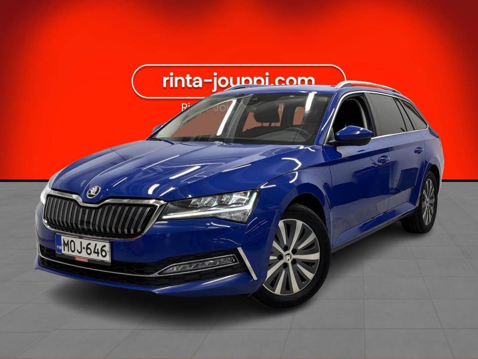 SKODA SUPERB COMBI 2022