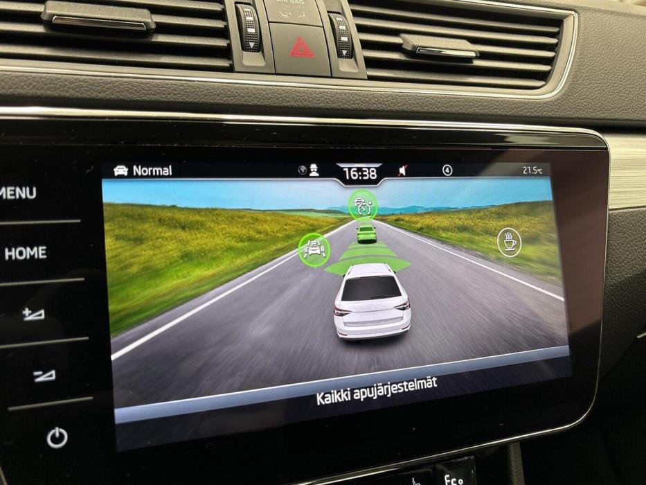 SKODA SUPERB COMBI 2022