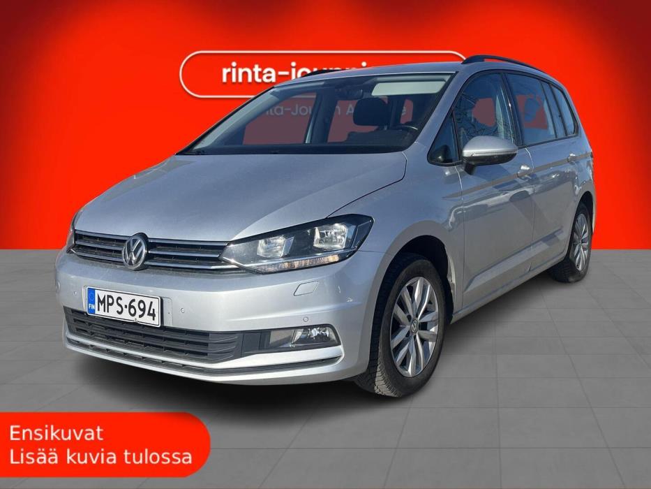 VOLKSWAGEN Touran 2016
