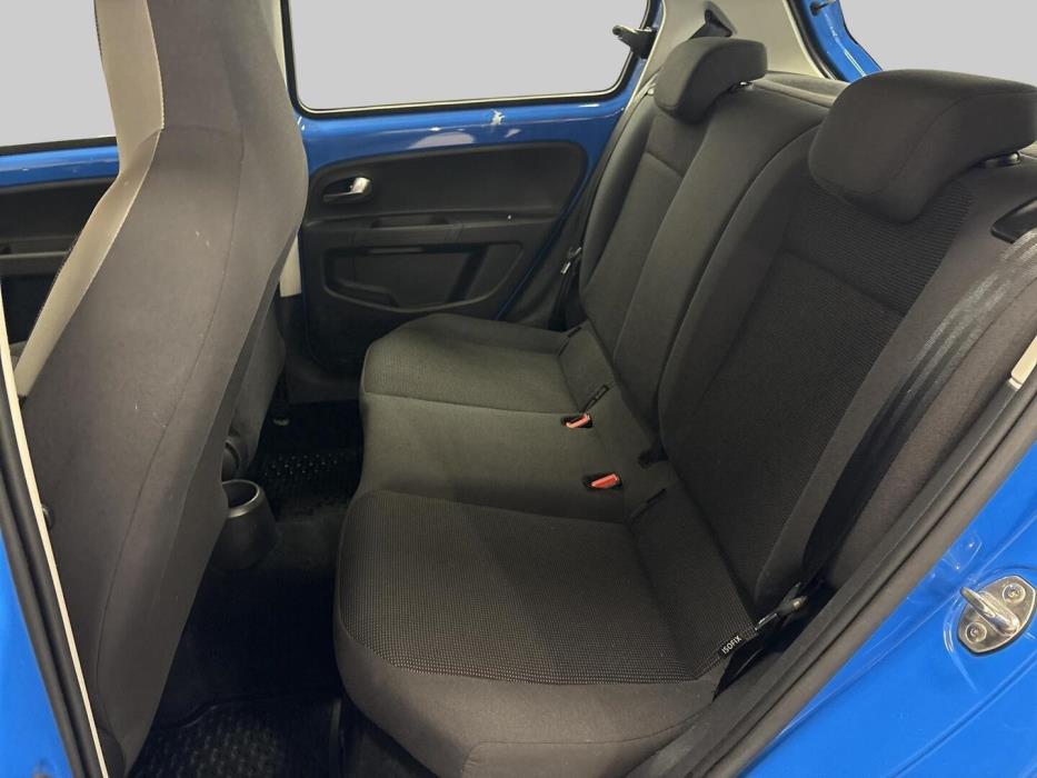 VOLKSWAGEN up! 2014