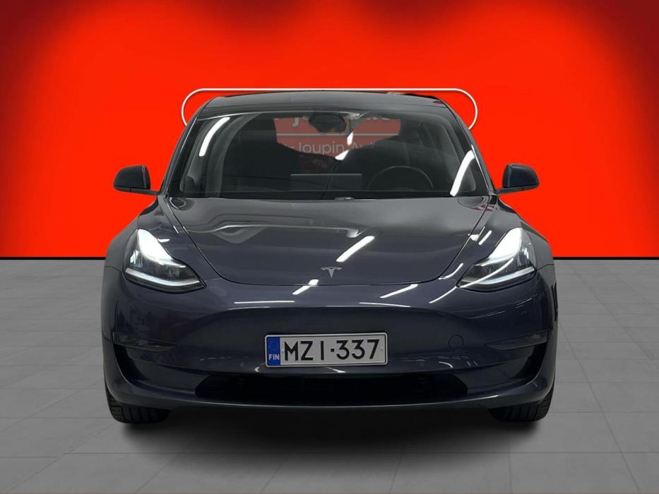 TESLA Model 3 2019